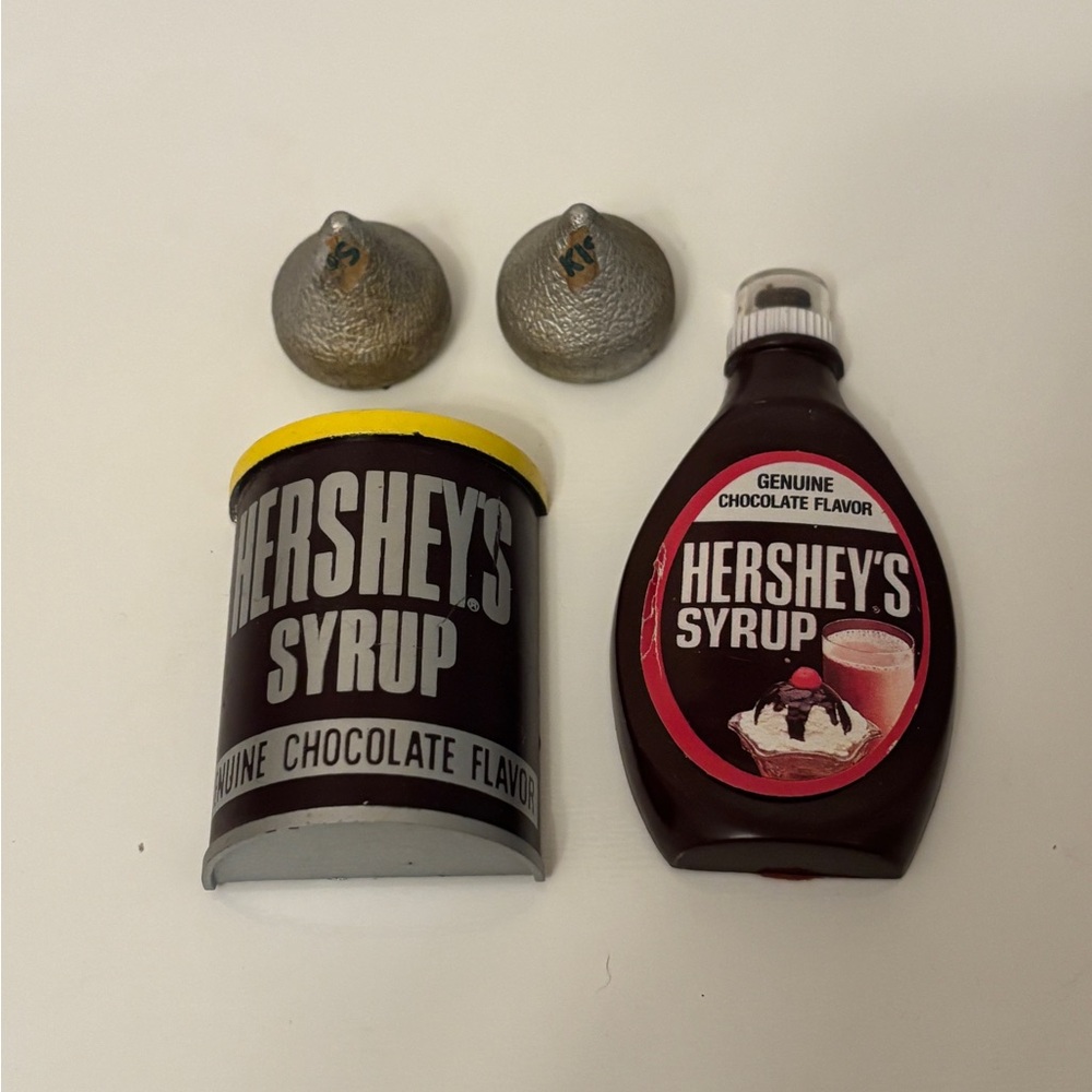 Vintage Hershey’s Chocolate Magnet Set
